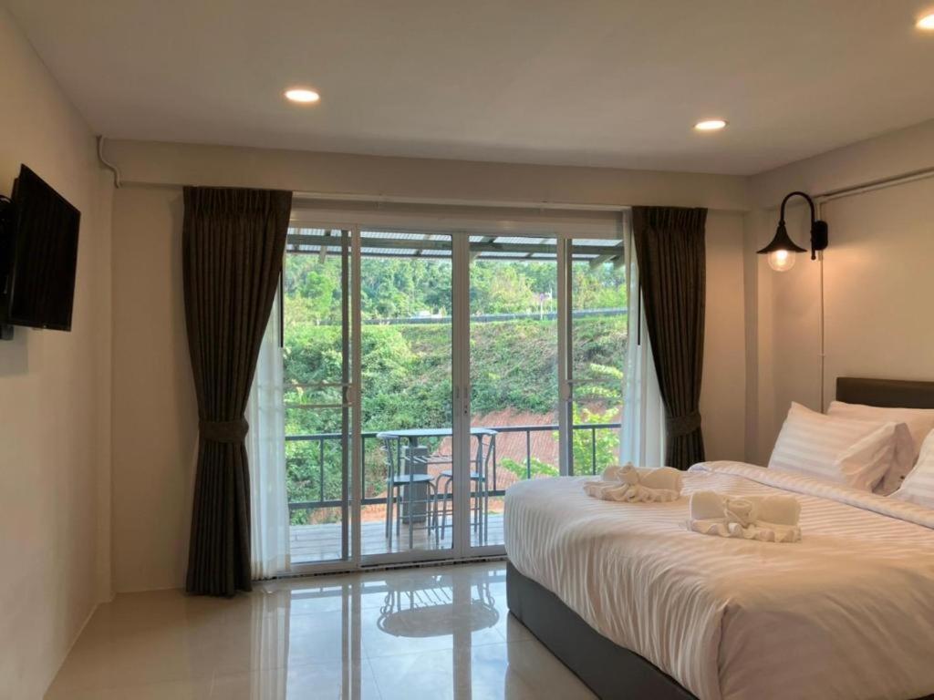 Route12 Hotel Khao Kho Exterior photo