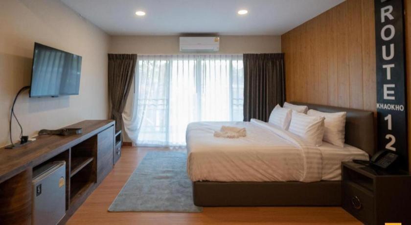 Route12 Hotel Khao Kho Exterior photo